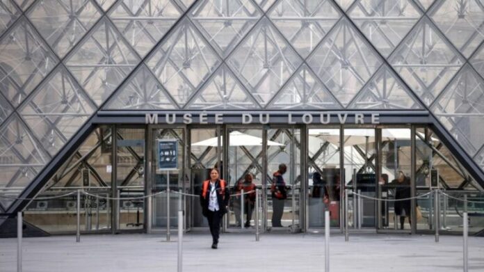 muzeu-i-luvrit3-770x433